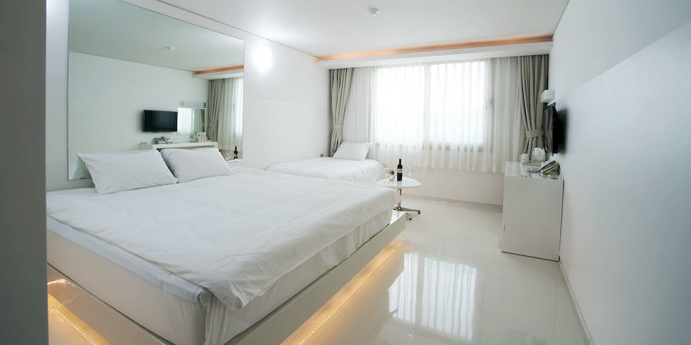 Hotel Ciel Bleu Jeju Ngoại thất bức ảnh